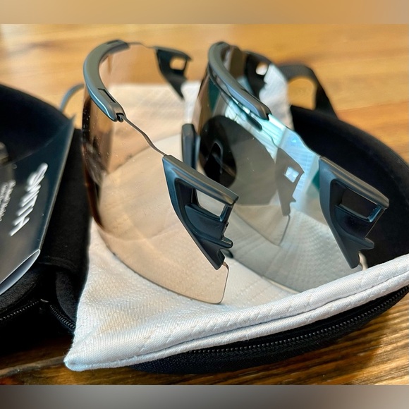 Smith | Attack Sunglasses Kit | Lens Change | 2 Lenses | Sport Glasses Unisex - Picture 2 of 7